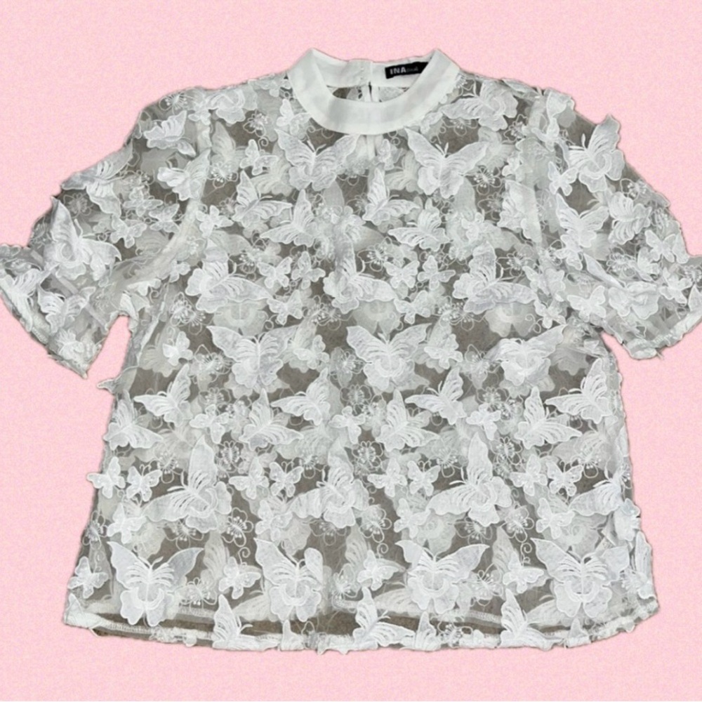 INA White 3D Butterfly Lace Short-Sleeve Top
